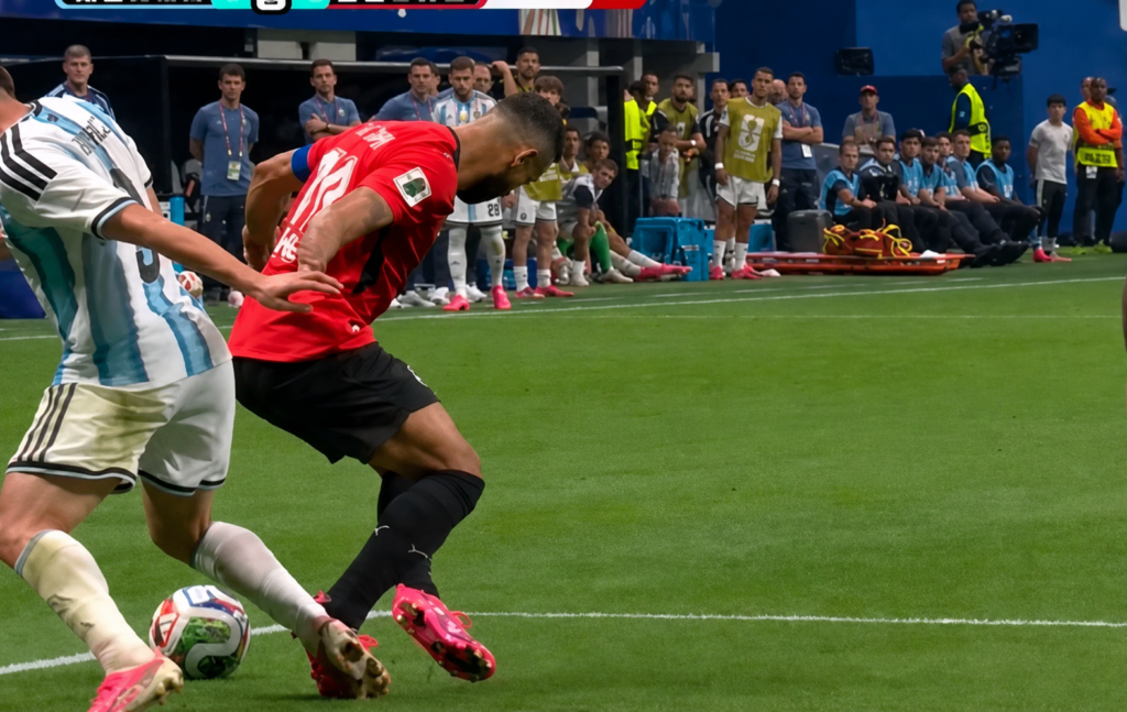 Argentina vs Egypt: What IFAB Law 12 Says About the Two VAR Decisions That Decided the Match. Alvarez challenge on Mohamed Salah