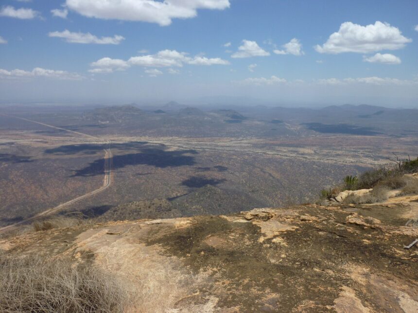 Sawir kayd ah: Marsabit-Moyale Rd